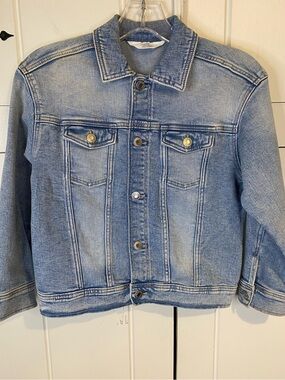 H&M Light Wash Gently Distressed Snap Closure Denim Jacket. Children’s Size 8.